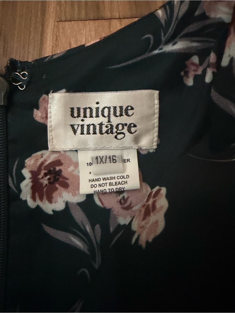 Unique Vintage Green Floral Camilla Dress - Picture 6 of 6